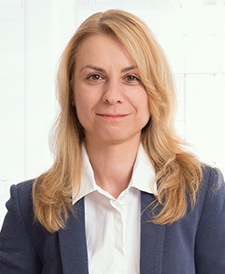  Angelika Hauptmann, Prokuristin
